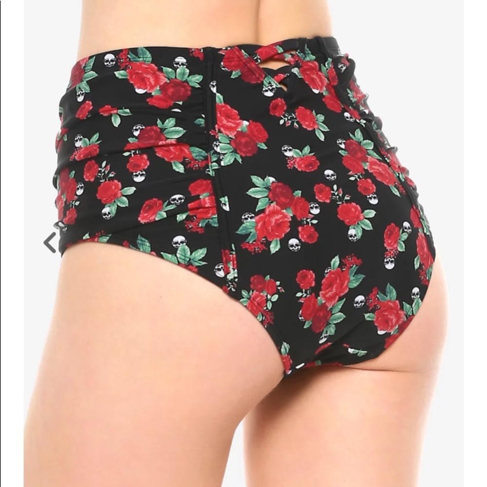 Hot Topic Black Bikini with Roses - Picture 4 of 5